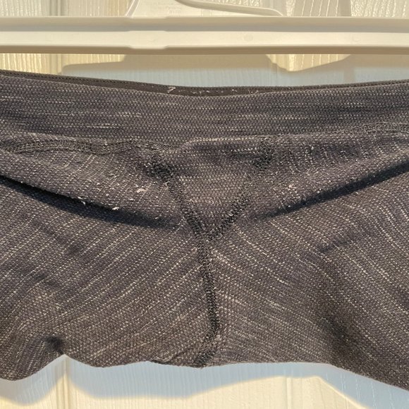 Lululemon Stripe Legging - Picture 3 of 3